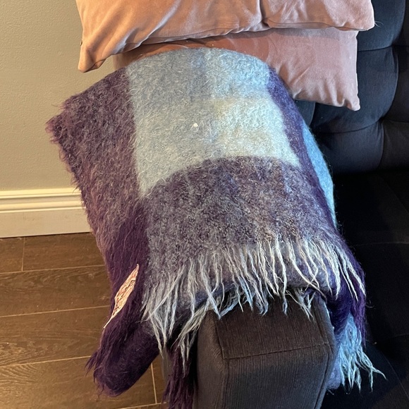 Vintage Glen Cree 100% Mohair Throw Blanket - Picture 4 of 4